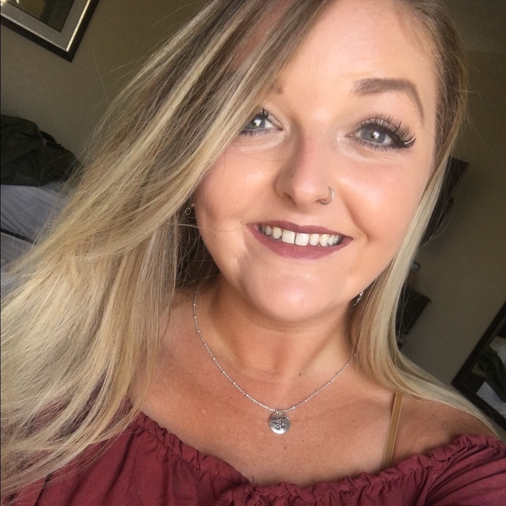 Meet your Posher, Brianna